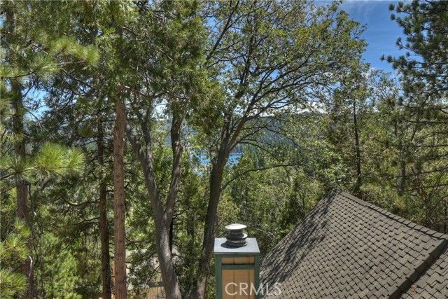 701 Zurich Drive, Lake Arrowhead, CA 92352