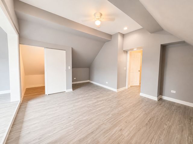 4857 W Berenice Avenue, Chicago, IL 60641