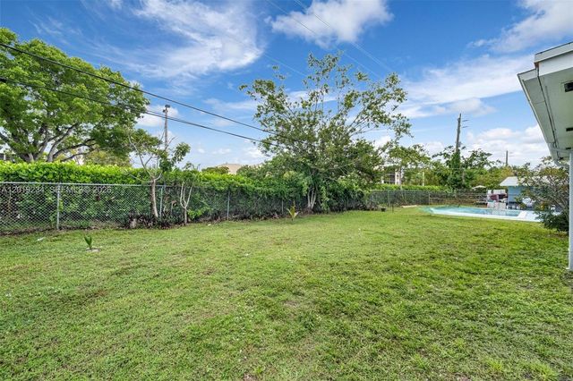 3337 NW 23rd CT, Lauderdale Lakes, FL 33311