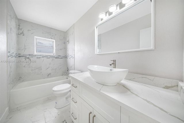 3337 NW 23rd CT, Lauderdale Lakes, FL 33311