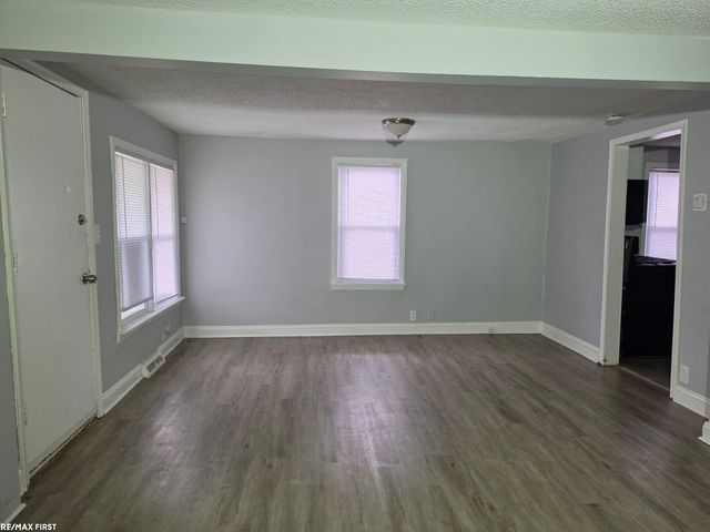 21356 Westview Avenue, Ferndale, MI 48220