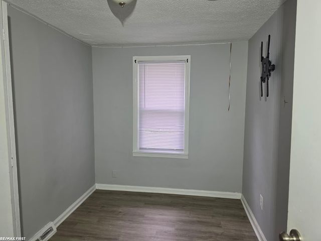 21356 Westview Avenue, Ferndale, MI 48220