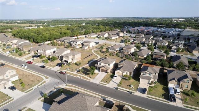 170 Kingfisher LN, Kyle, TX 78640