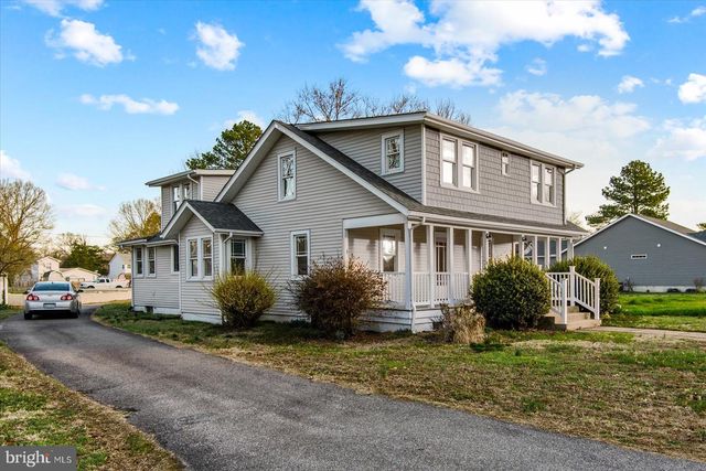 131 3RD, Colonial Beach, VA 22443