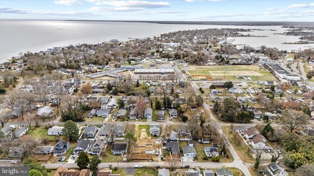 131 3RD, Colonial Beach, VA 22443