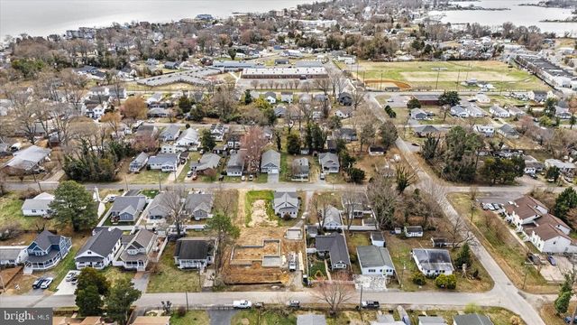 131 3RD, Colonial Beach, VA 22443