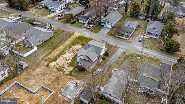 131 3RD, Colonial Beach, VA 22443