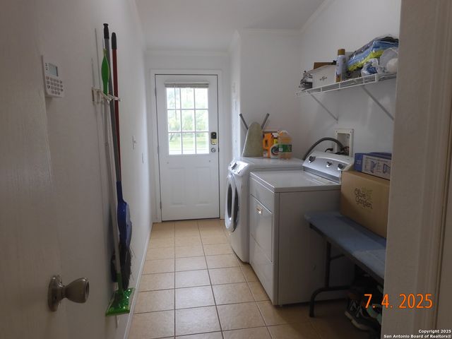 22519 Savannah Heights, Von Ormy, TX 78073