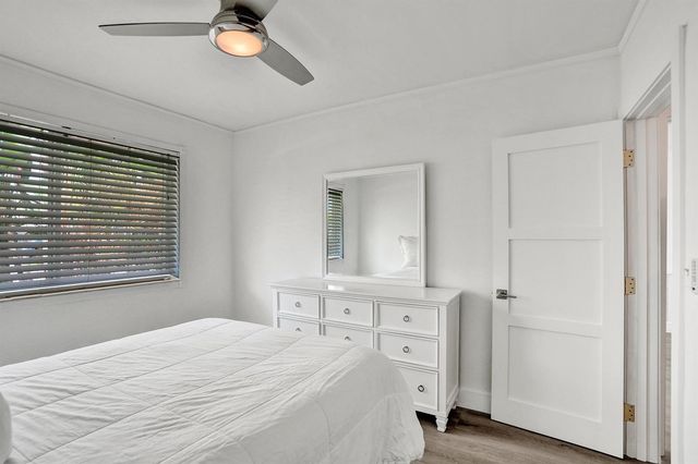 1528 NE 28th Drive, Wilton Manors, FL 33334