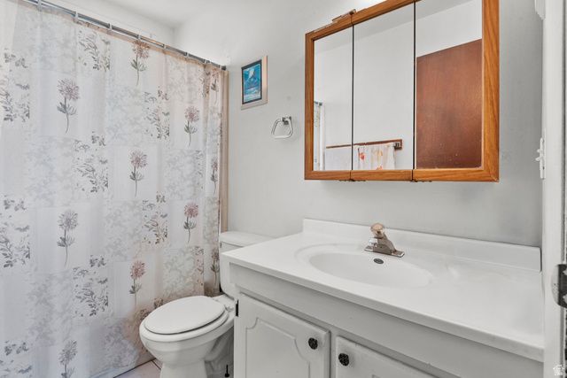 4491 S CROWN DR, West Valley City, UT 84120