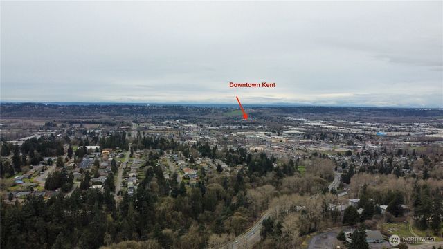24842 96th Avenue SE, Kent, WA 98030