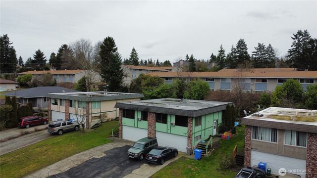 24842 96th Avenue SE, Kent, WA 98030