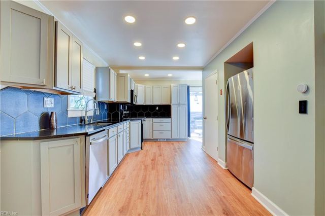 449 Benthall RD, Hampton, VA 23664