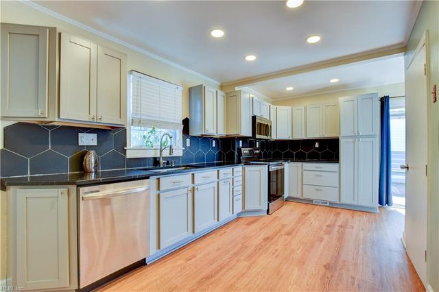 449 Benthall RD, Hampton, VA 23664