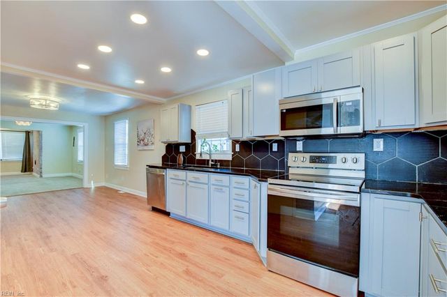 449 Benthall RD, Hampton, VA 23664