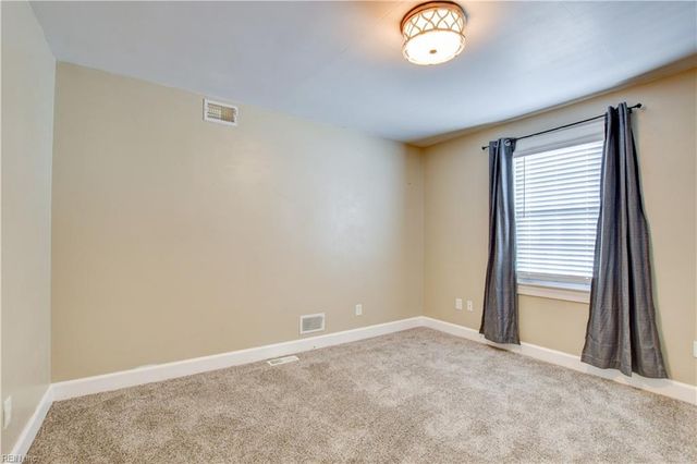 449 Benthall RD, Hampton, VA 23664