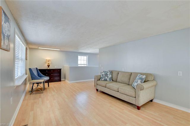 449 Benthall RD, Hampton, VA 23664