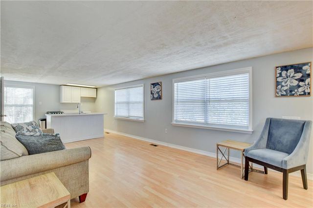 449 Benthall RD, Hampton, VA 23664