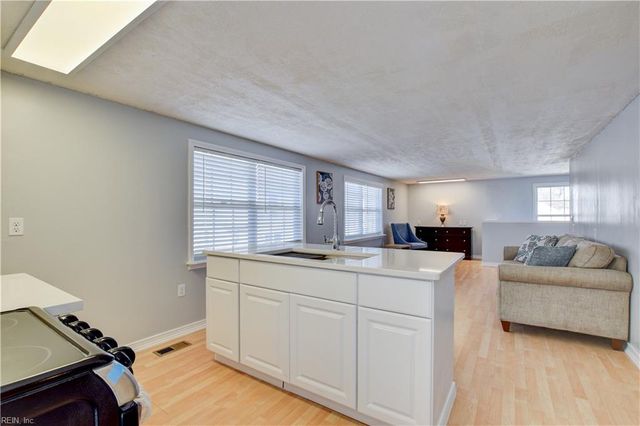 449 Benthall RD, Hampton, VA 23664