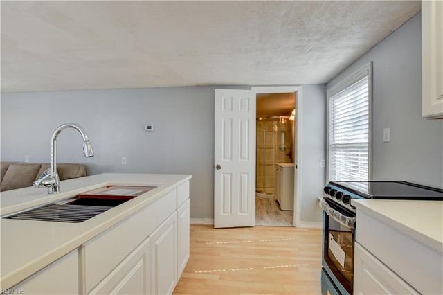 449 Benthall RD, Hampton, VA 23664