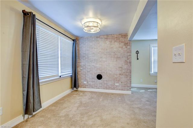 449 Benthall RD, Hampton, VA 23664