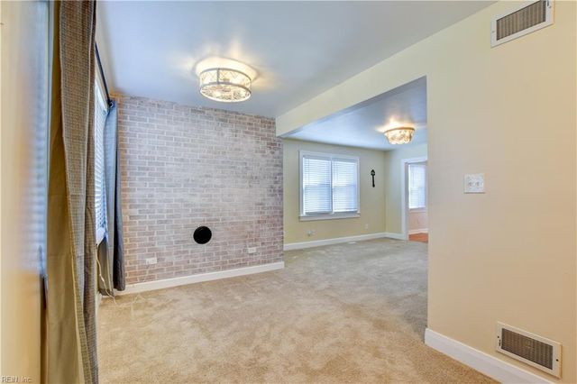 449 Benthall RD, Hampton, VA 23664