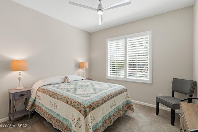 1701 E Sage Thrasher Drive, Green Valley, AZ 85614