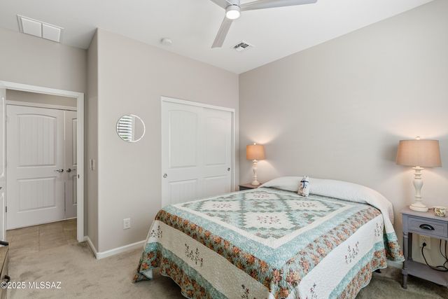 1701 E Sage Thrasher Drive, Green Valley, AZ 85614