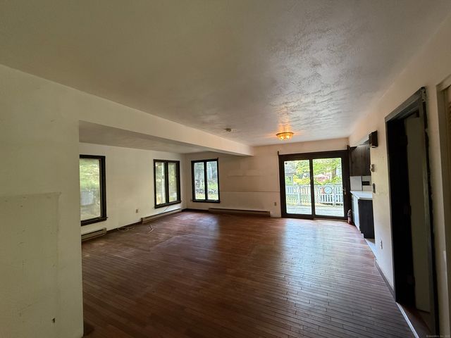 48 Fairy Dell Road, Clinton, CT 06413