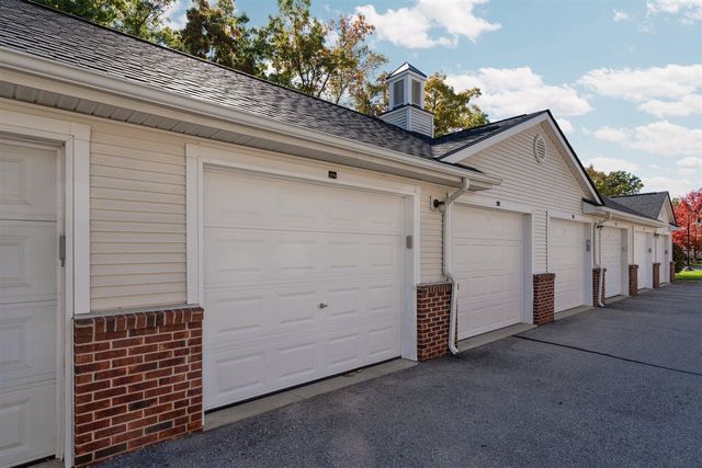 331 Scio Village Court, Ann Arbor, MI 48103