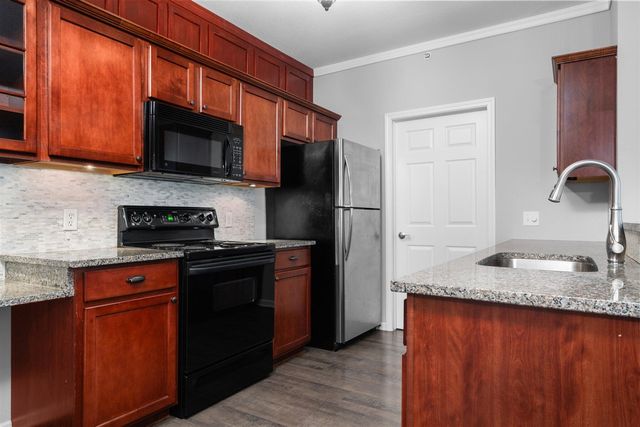 331 Scio Village Court, Ann Arbor, MI 48103