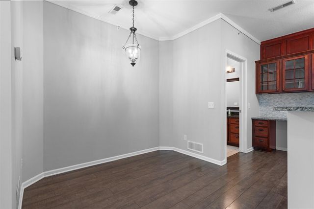 331 Scio Village Court, Ann Arbor, MI 48103