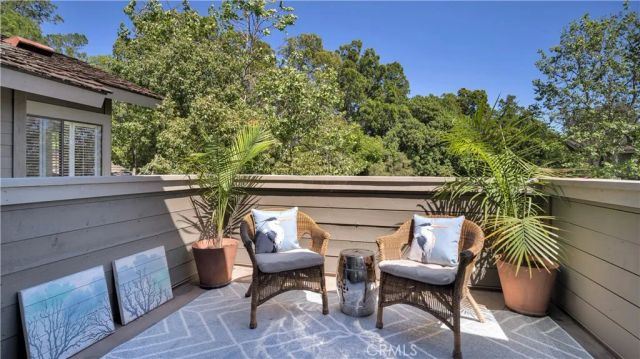 65 Pinewood 33, Irvine, CA 92604