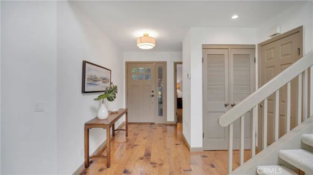 65 Pinewood 33, Irvine, CA 92604