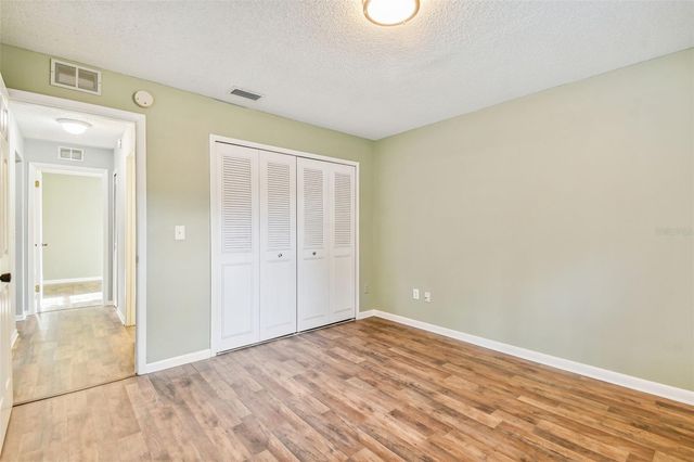 1010 RIFLECREST AVENUE, Valrico, FL 33594
