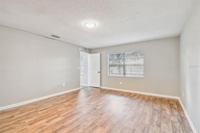 1010 RIFLECREST AVENUE, Valrico, FL 33594