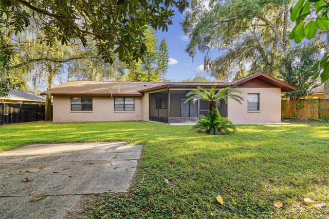 1010 RIFLECREST AVENUE, Valrico, FL 33594