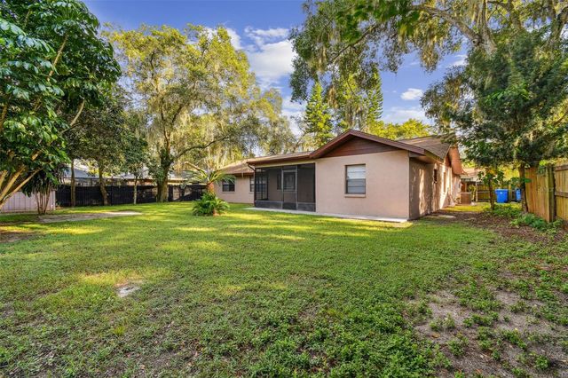 1010 RIFLECREST AVENUE, Valrico, FL 33594