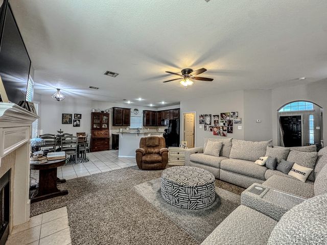 10165 China Creek Drive, Waco, TX 76708