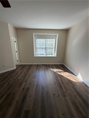 4021 Howell Park Road, Duluth, GA 30096