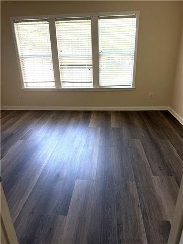 4021 Howell Park Road, Duluth, GA 30096
