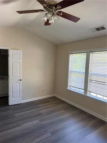 4021 Howell Park Road, Duluth, GA 30096