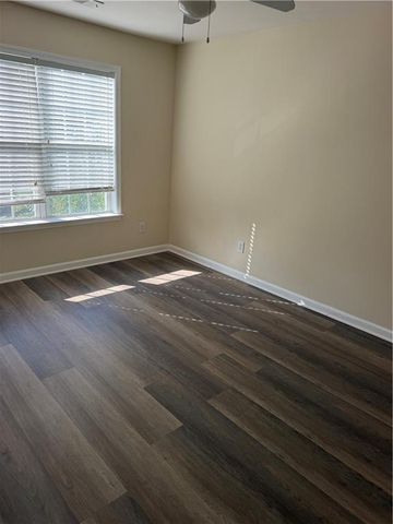 4021 Howell Park Road, Duluth, GA 30096