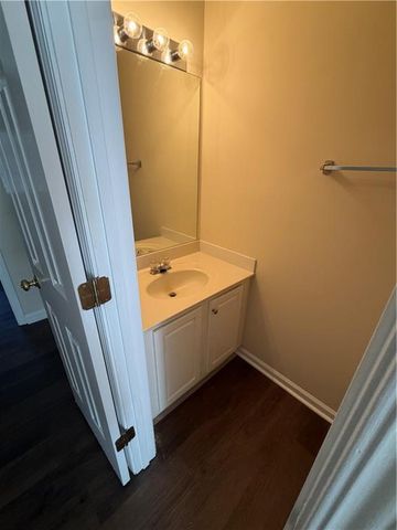 4021 Howell Park Road, Duluth, GA 30096