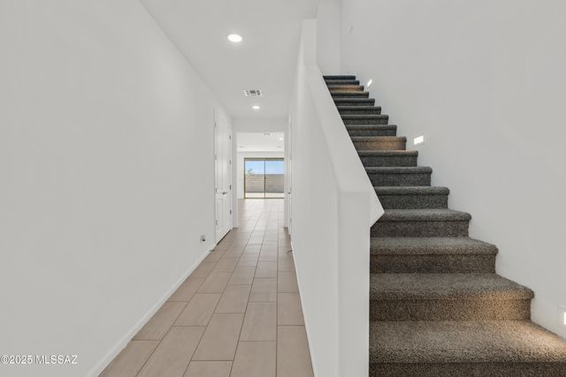 5924 E Jayden Lane, Tucson, AZ 85756