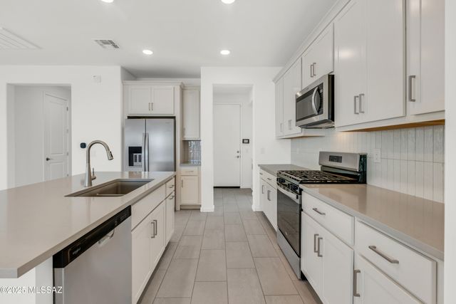 5924 E Jayden Lane, Tucson, AZ 85756