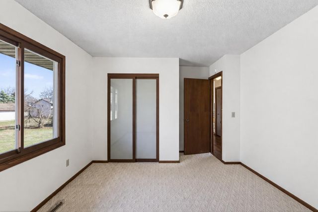 8340 Jersey Avenue N, Brooklyn Park, MN 55445