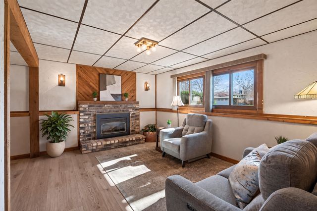 8340 Jersey Avenue N, Brooklyn Park, MN 55445