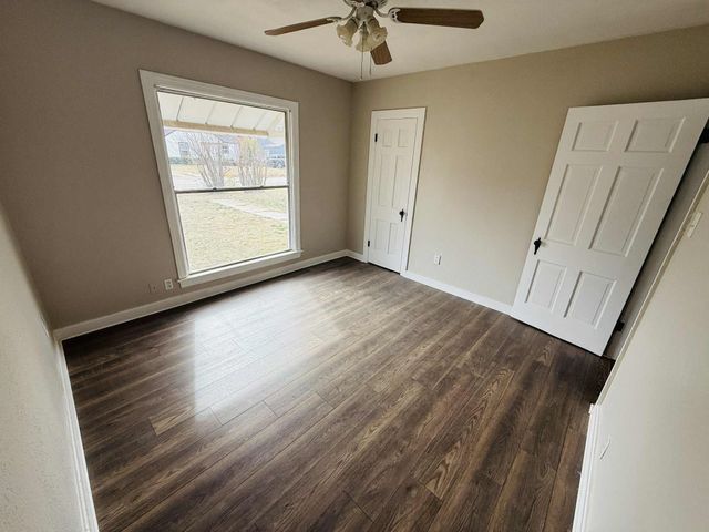 209 Hollywood Street, Coleman, TX 76834