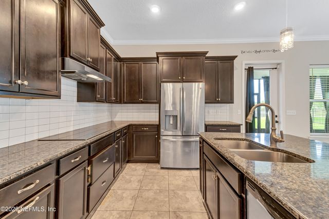 15715 TISONS BLUFF Road, Jacksonville, FL 32218